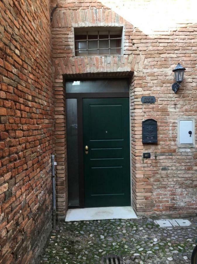 Vicolo Duelli Daire Ferrara Dış mekan fotoğraf